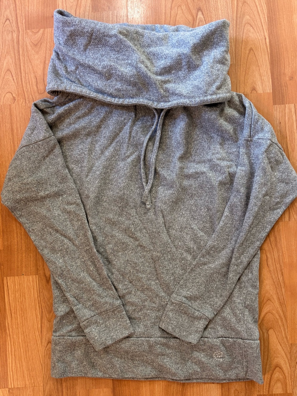 Be Inspired Women's Cowl-Neck Sweatshirt Gray Small
